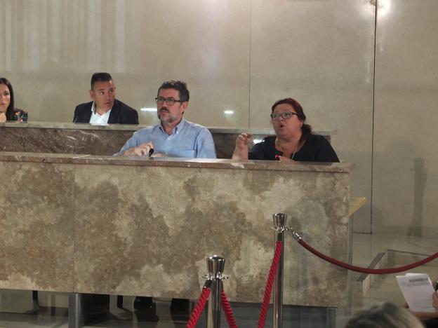 El secretario rechaza la solicitud de IU de cambiar a su portavoz sin el 'ok' de Esteban