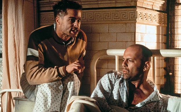 Los 12 monos viajan en el tiempo