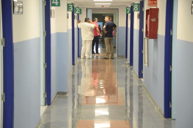 La cifra de médicos que se marchan al extranjero se cuadruplica en seis años