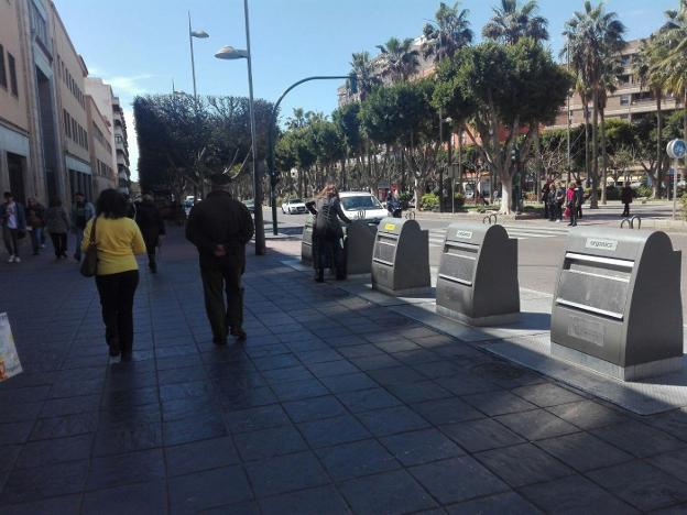El Ayuntamiento modifica el contrato de recogida ante la instalación de los contenedores soterrados