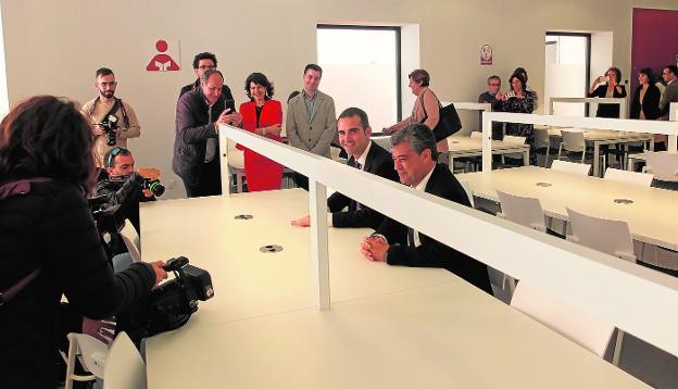 Abren las dos salas de estudio 24 horas de la nueva biblioteca José María Artero