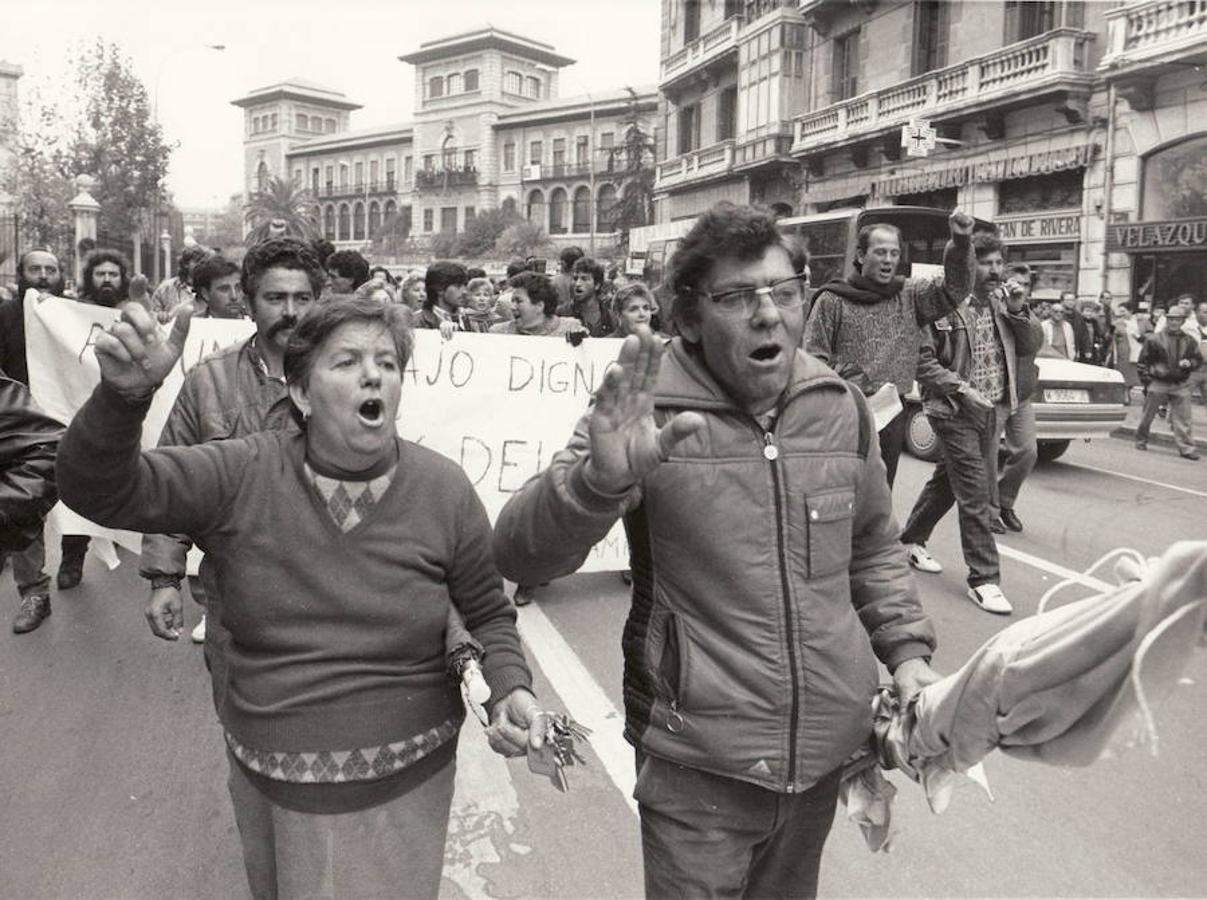 Jornaleros y vecinos de los pueblos de Granada salieron a la calle por el PER en los 90