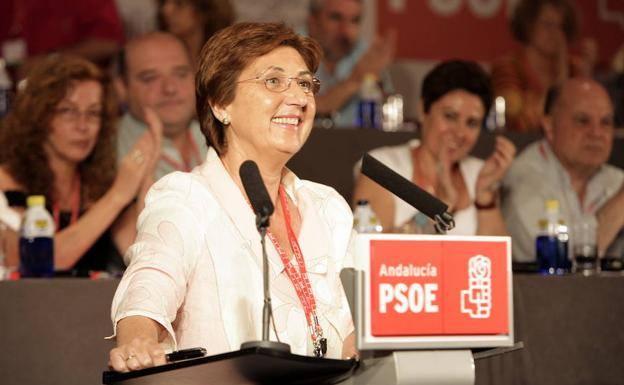 Marisa Bustinduy y el exconsejero de Cultura, senadores socialistas por Andalucía