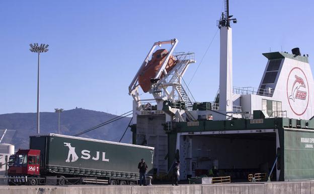 El PP pide la comparecencia del ministro de Fomento por la falta de inspectores en el puerto de Motril