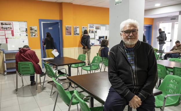 «Aspiramos a conseguir un albergue para sacar de la calle a las personas sin hogar en Granada»