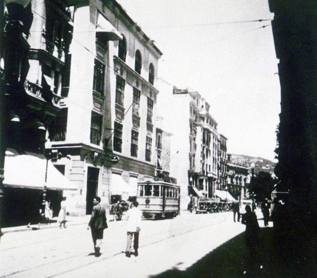 El 14 de febrero circuló el último tranvía por Granada