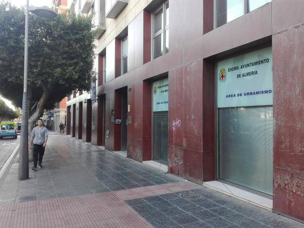 La DGT negocia la compra del antiguo edificio de Urbanismo en la Rambla