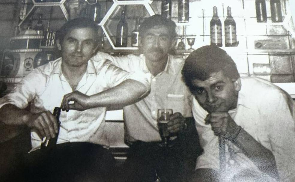 Emotivo adiós a Cele, maestro caracolero del mítico Bar Maya