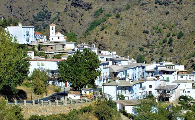 Alpujarra de la Sierra homenajeará a los alcaldes y ediles de la democracia