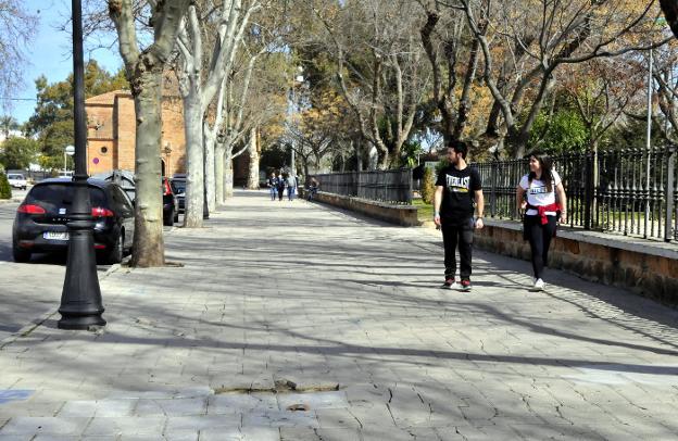 Los planes de empleo para Linares suponen un 'respiro' en materia de personal