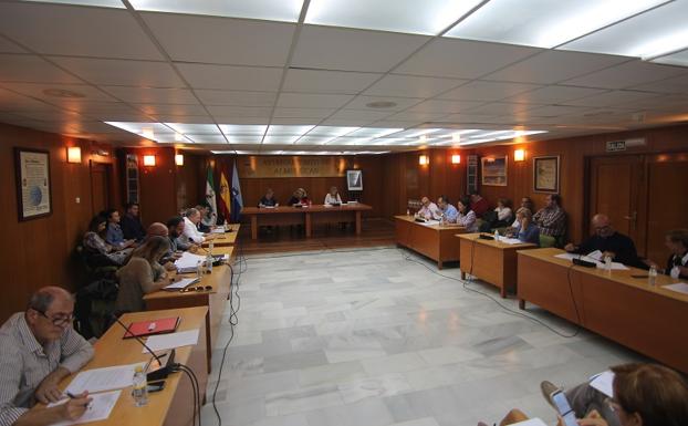 Almuñécar adjudicará mañana el servicio de limpieza que conllevará la ampliación de la plantilla