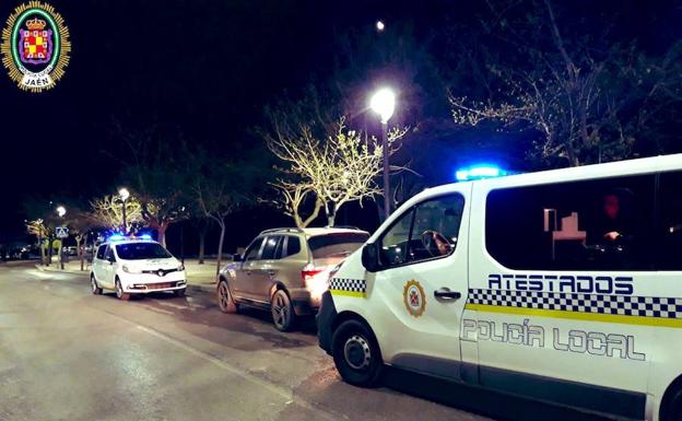 Un conductor bebido se duerme al volante en Jaén