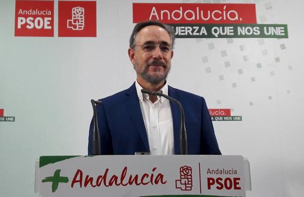 Felipe López: «El alcalde miente, el tranvía no se ha puesto por el PP»