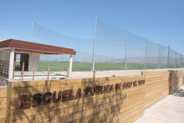 La Junta anuncia la futura fusión de las dos instalaciones de golf de El Toyo
