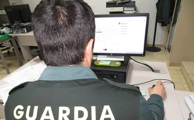 Investigado por suplantar a dos tosirianos para conseguir créditos y móviles