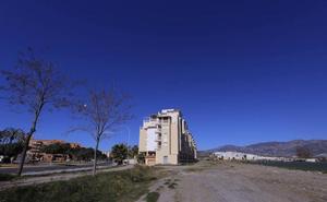 Salobreña tendrá una zona verde paralela al vial central, 20 años después