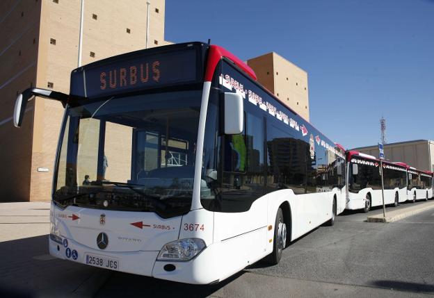 Los autobuses urbanos de la capital son los segundos más baratos de Andalucía