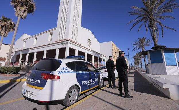El municipio Torrenueva Costa estrena su propia Policía tras un convenio con Albuñol