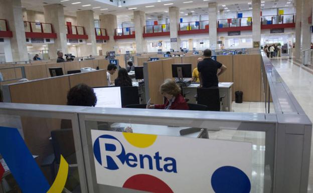 Hacienda envía más mensajes sobre cuentas en el extranjero que se deben declarar