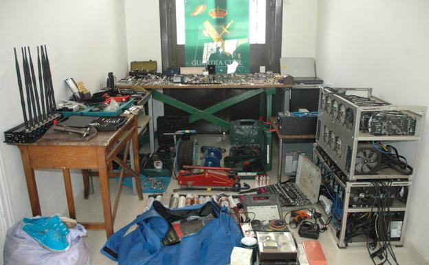 Desarticulada una banda especializada en robos exprés en la Alpujarra de Granada y Almería