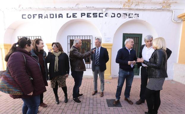 Los pescadores de Motril aprenden a faenar reduciendo el impacto medioambiental