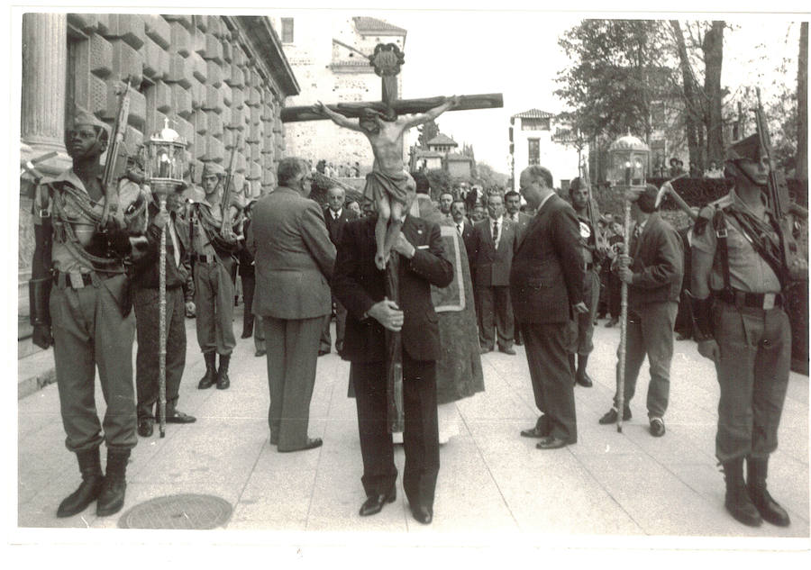 La Legión en la Semana Santa de Granada