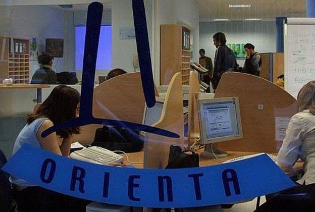 La Junta dejó de ejecutar 710,2 millones de euros en políticas de empleo en 2018