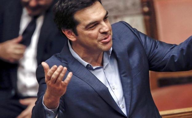 El Eurogrupo refuerza la imagen de solvencia de Grecia y libera un préstamo de mil millones