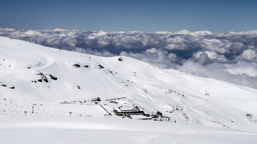 Sierra Nevada, a tope de nieve