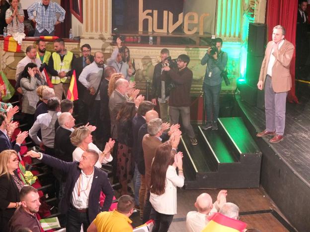 Ortega Smith: «Haremos un muro de hormigón que no se podrá saltar ni con una pértiga»