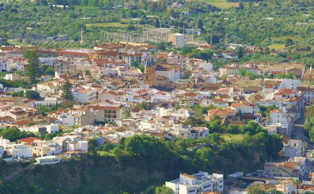 Cuarenta años de diferencia en normativa urbanística entre Órgiva y La Peza