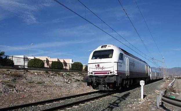 Nuevo retraso de más de 90 minutos del Talgo en el trayecto Madrid-Almería