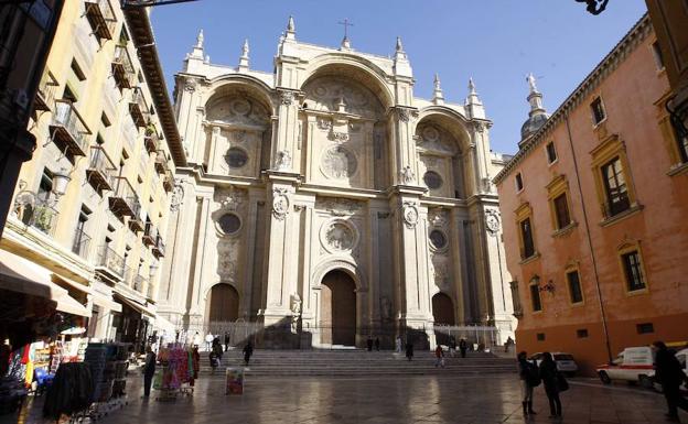Bomberos pide un plan de autoprotección para la Catedral y las iglesias de Granada