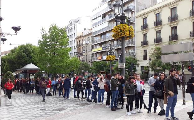 La Junta Electoral amplía el voto por correo hasta el jueves