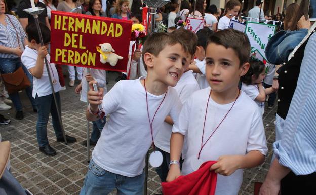 Los niños alargan la Semana Santa en Jaén