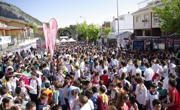 El Colegio Cooperativa Andrés de Vandelvira organiza la XXX Carrera Escolar La Gloria