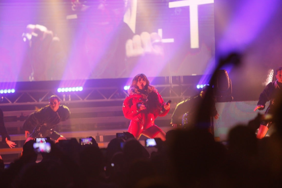 El 'akelarre' de Lola Índigo en Granada