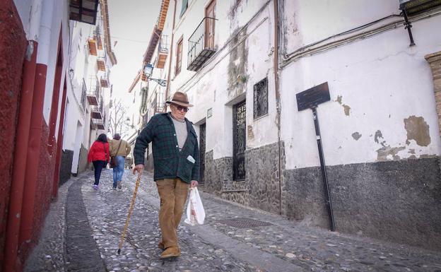 Los principales partidos coinciden en reformar el Albaicín y mejorar su acceso