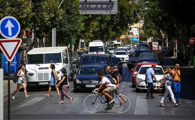 Cuatro años para desatascar la capital (por tierra y aire)