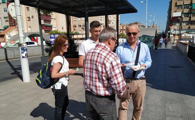 Vox promete regenerar el comercio de Camino de Ronda