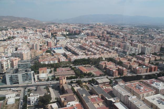 Almería debe ser mucho más que el centro de la capital