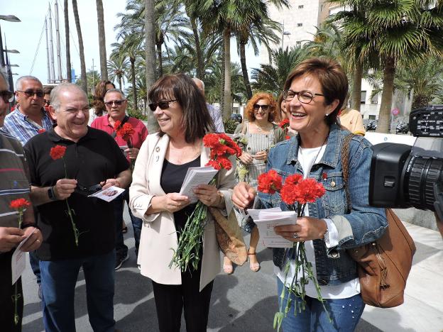 Narbona alerta del riesgo de la «extrema derecha» y del acuerdo a tres bandas