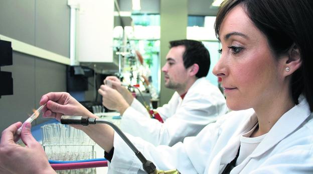 Danone abre al mundo científico su colección de cepas de microorganismos