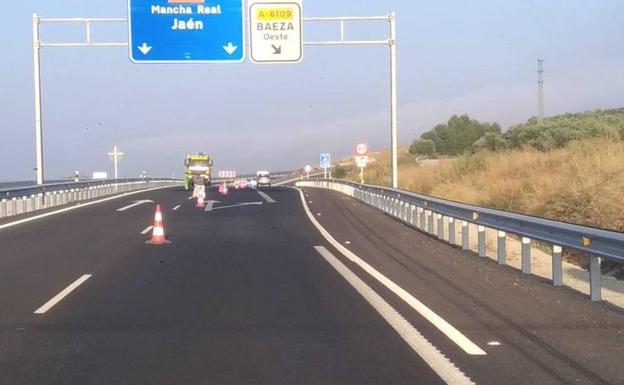 La Junta anuncia inversiones para la conexión de Linares-Vadollano, de Baeza con la Autovía del Olivar y el tranvía de Jaén
