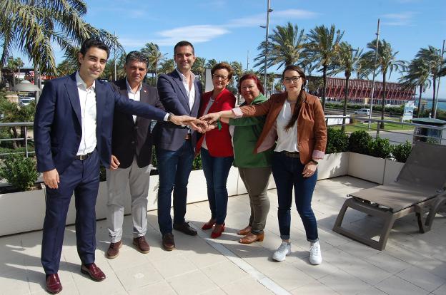 Los candidatos de Almería votarán temprano para seguir la jornada electoral