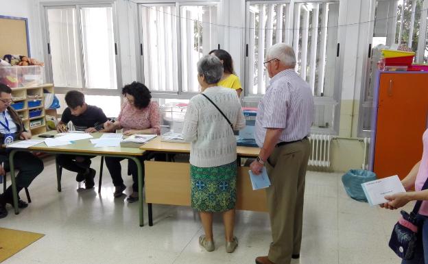 Dúrcal, el pueblo donde se repitieron las anteriores municipales vota con un esmerado control