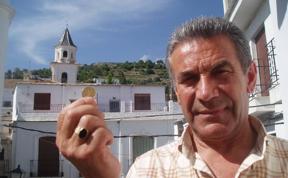 Los sorteos de alcaldías de Granada por empate a votos siempre han favorecido al PP desde 1995