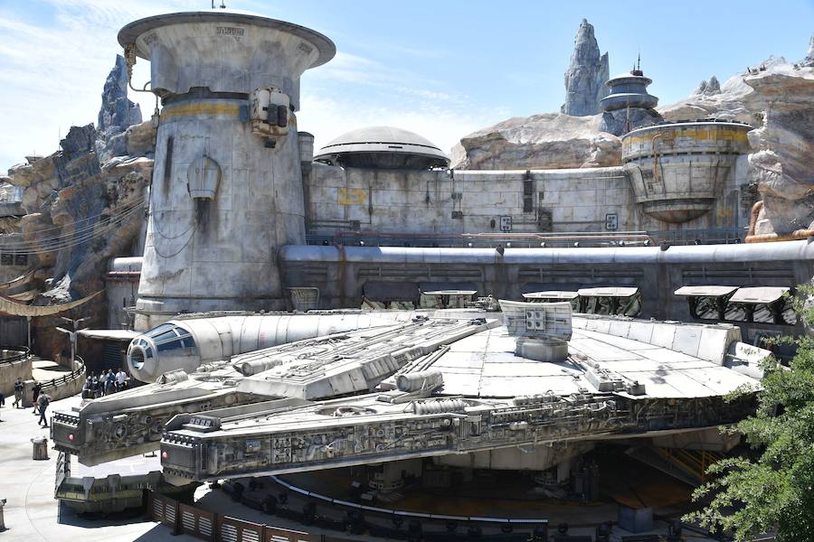 Así ha sido la inauguración de Star Wars Galaxy's Edge en Euro Disney