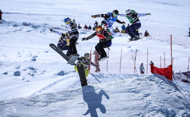 La Copa del Mundo regresa en 2020 a Sierra Nevada con una prueba de snowboard cross