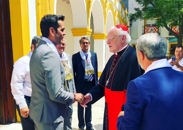 El cardenal Carlos Amigo Vallejo ofició la misa de Pascuamayo en Santisteban del Puerto